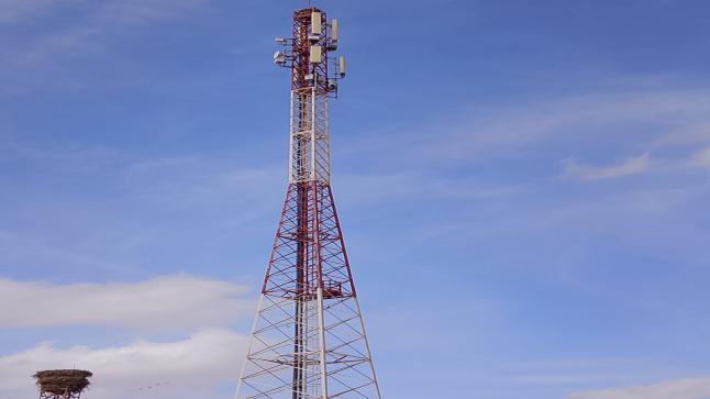 دوار البْلات بسيدي شيكر… ساكنة تعيش العزلة الرقمية وتطالب بتدخل عاجل لإصلاح شبكة المواصلات والإنترنت