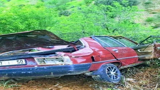 نجاة ركاب سيارة خفيفة بعد انقلابها في واد بضواحي بني بشير بالحسيمة