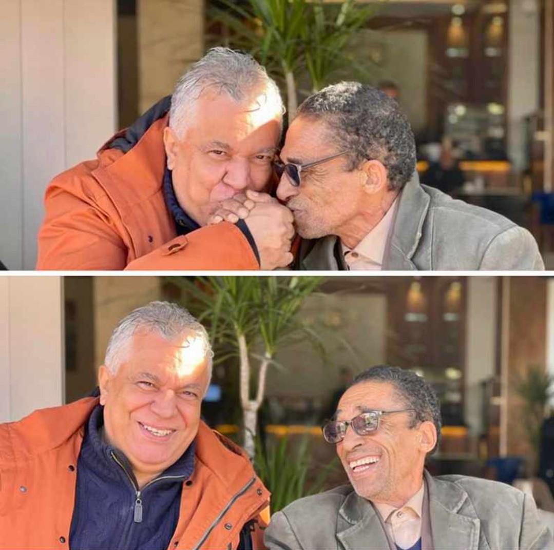 صورة الكوميدي محمد الخياري مع الرائد إبراهيم خاي تجسد الحب الحقيقي للرواد