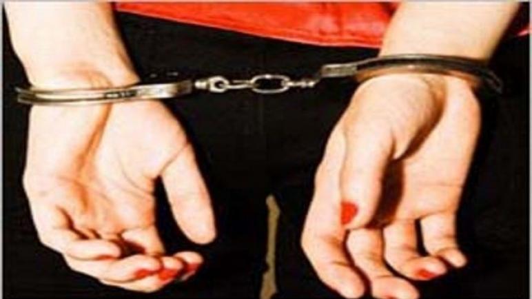 جارة تجهز على جارتها المختلة عقليا وترديها قتيلة..