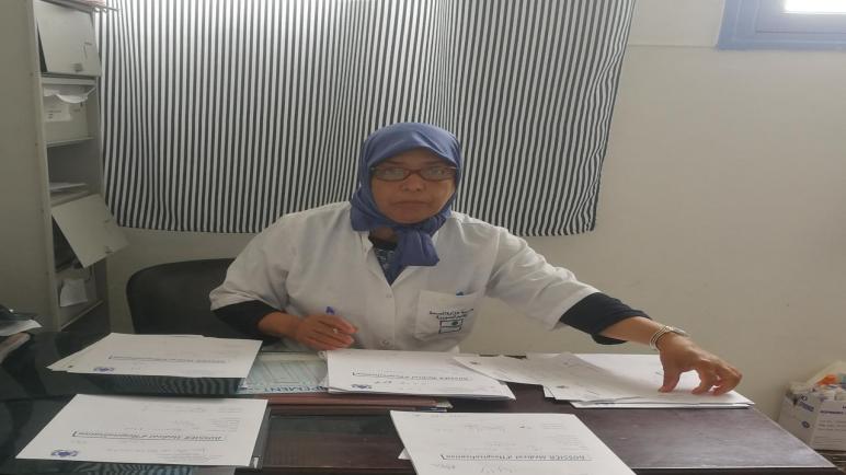 الممرضة الحاجة خديجة النمير مثال للتفاني في العمل بكل نكران ذات
