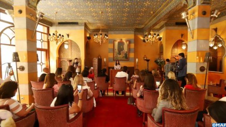 مراكش .. “معرض الأزياء الشرقية” واجهة لإبراز رقي الأزياء التقليدية المغربية