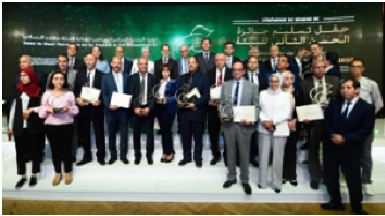 المدير الجهوي للبيئة والتنمية المستدامة بجهة مراكش – أسفي تنقيل في عز التتويج .