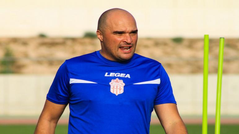 لا للتشويش على المدرب رضا حكم .. وهذه رسالتنا لأنصار الحسنية